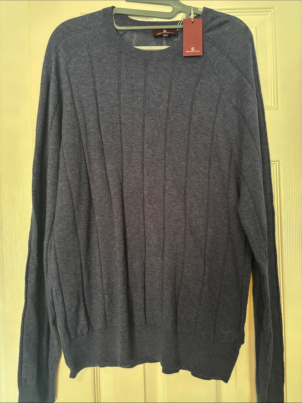 Brinomagli large navy sweater